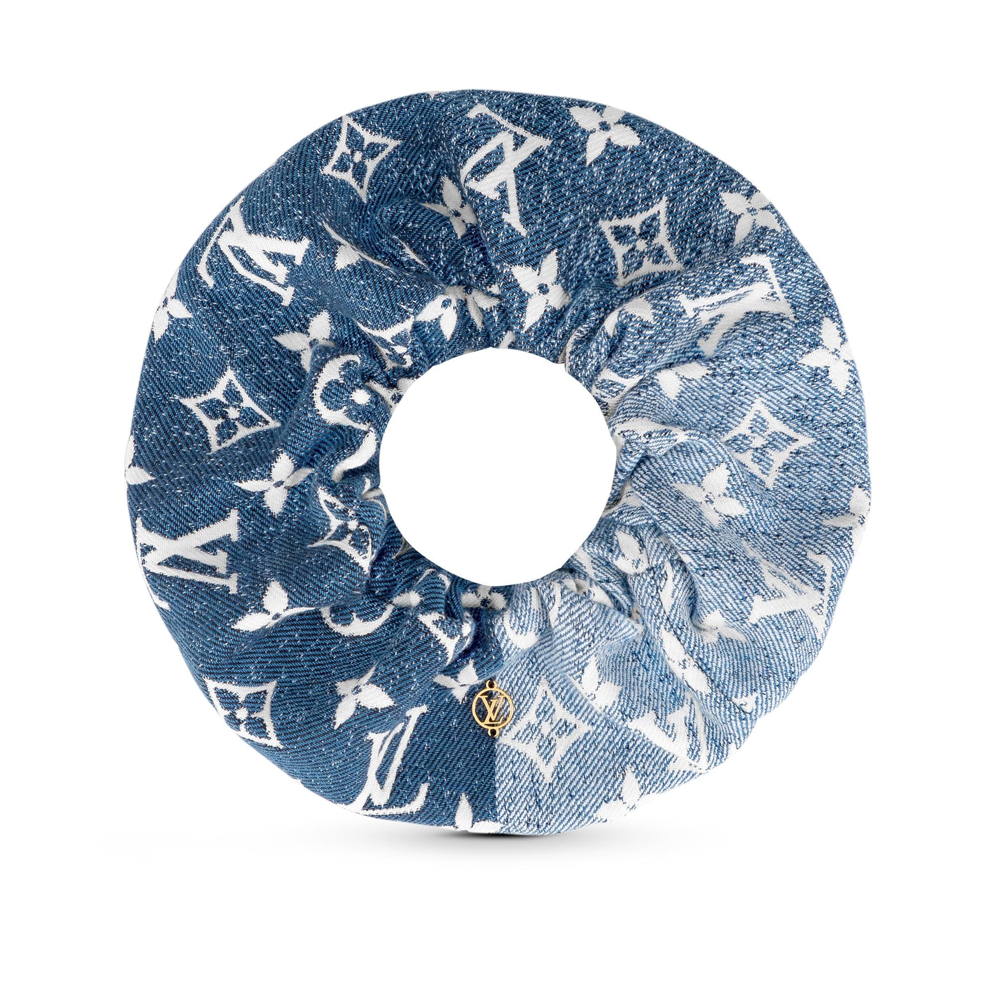 Louis Vuitton Denim Scrunchy Set in Blue – WOMEN – Accessories M77439