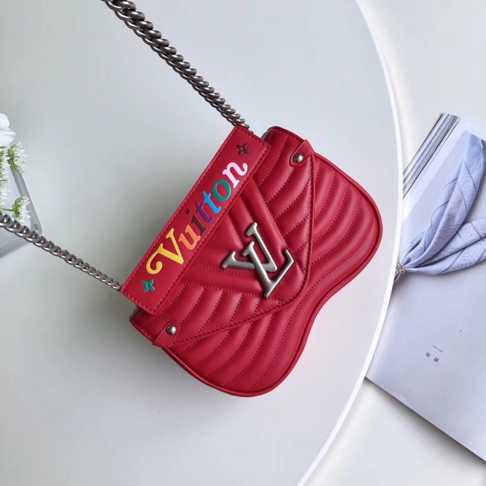 Louis Vuitton New Wave Chain Bag MM Scarlet-Red Ecarlate - Luxury